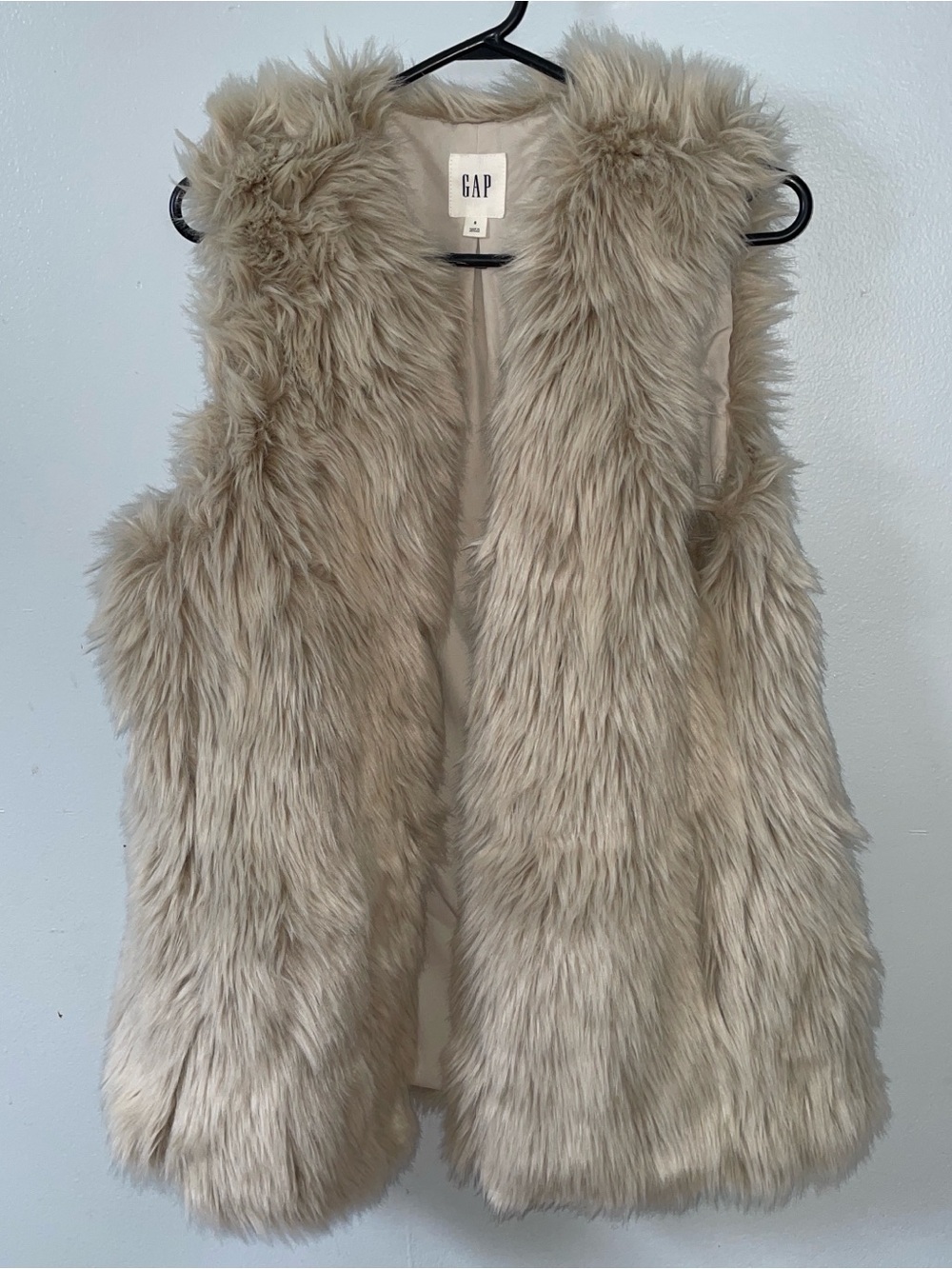 Gap Faux Fur Vest Size S